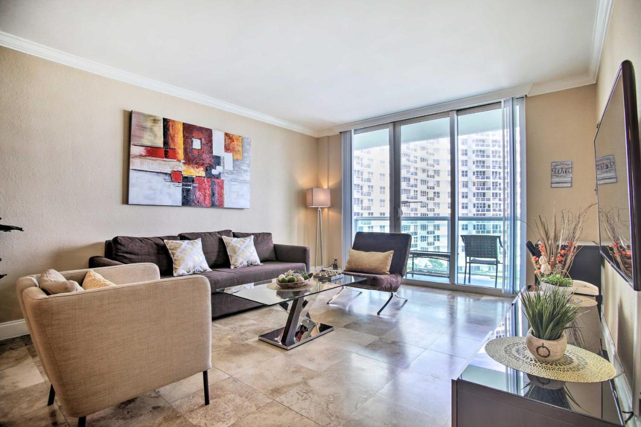 Grand Hollywood Apartment With Stunning Views! מראה חיצוני תמונה